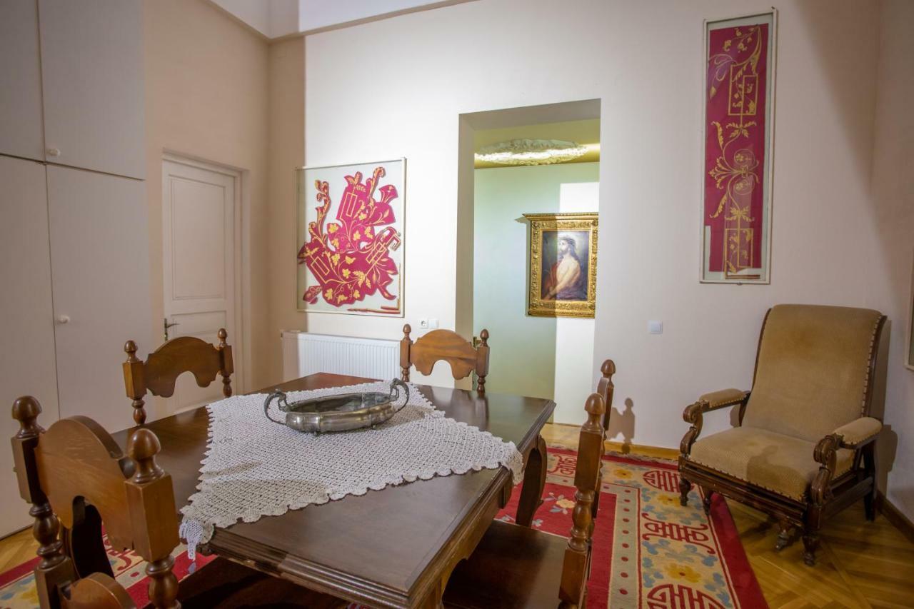 Hotel Veneto Κουτάισι Εξωτερικό φωτογραφία